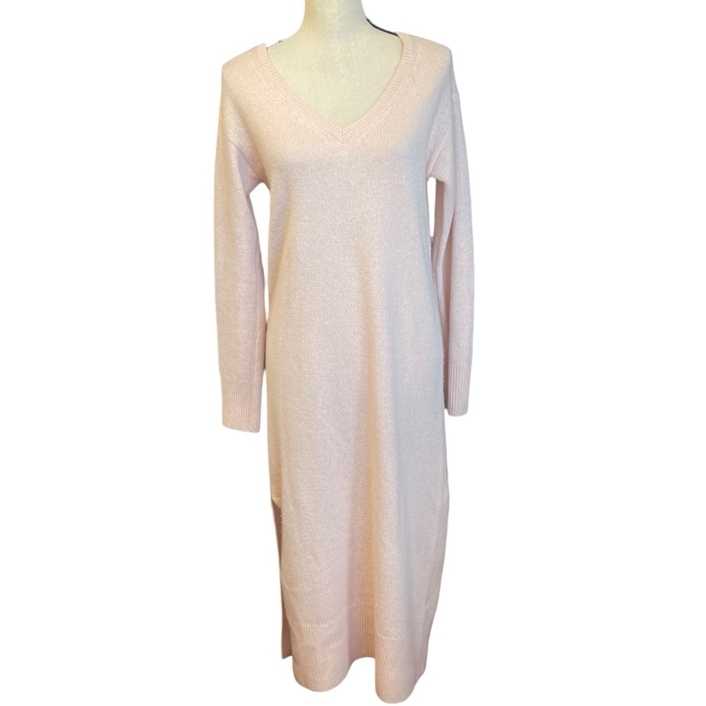Something Navy Light Blush Pink V-Neck Cashmere Blend Long Sleeve Sweater Dress